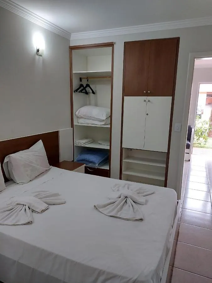 Diroma Fiori 89 Com Roupa De Cama E Banho. Villa Caldas Novas 0*,  Brazil