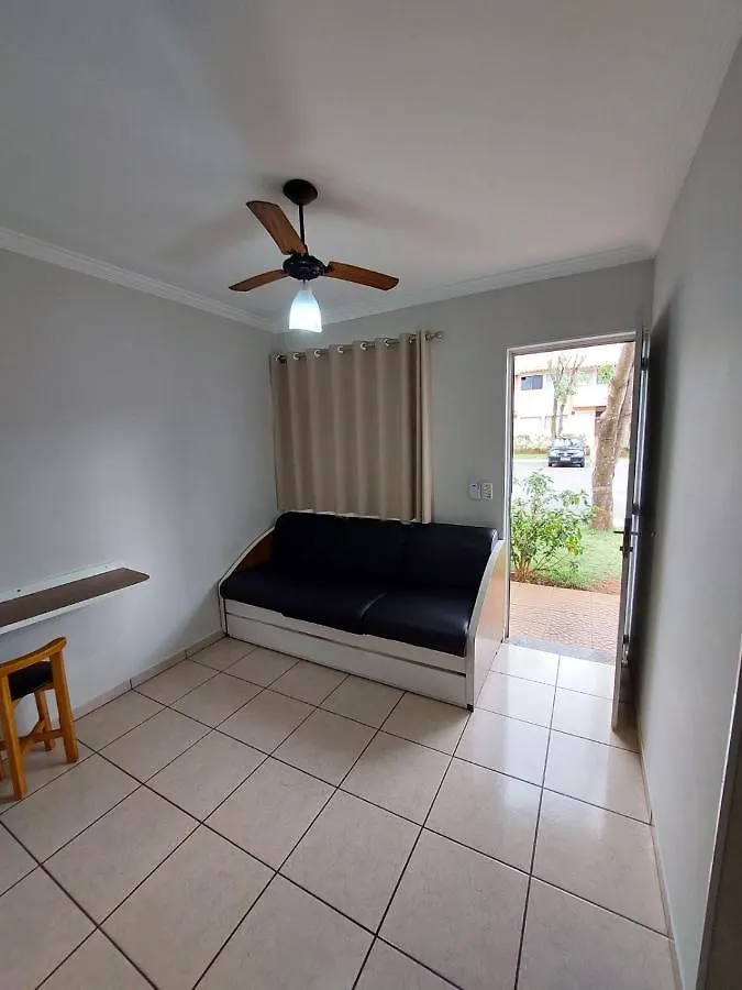 Diroma Fiori 89 Com Roupa De Cama E Banho. Villa Caldas Novas Holiday home